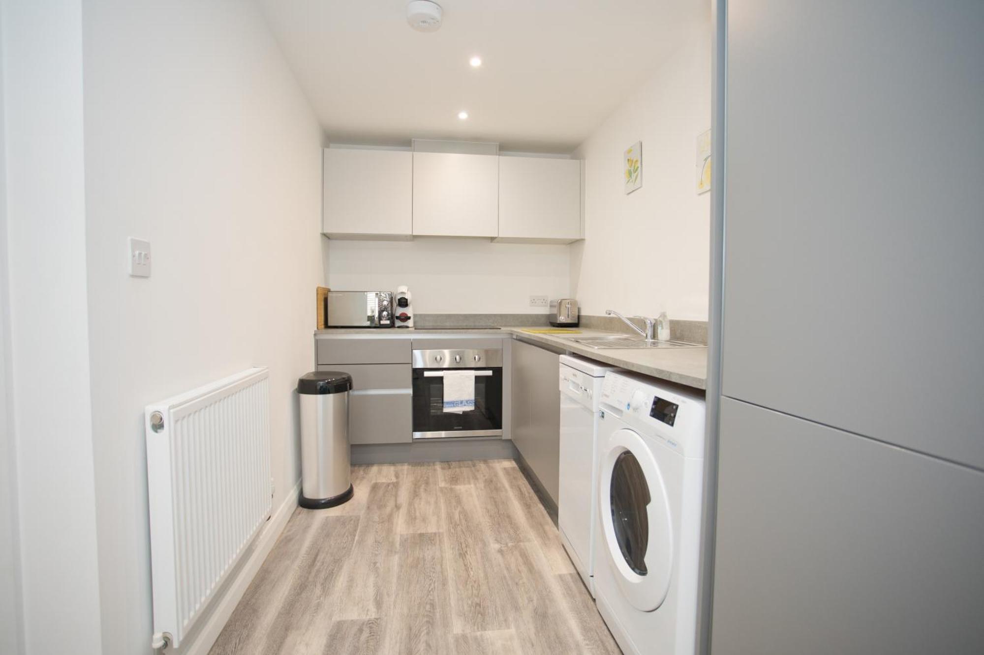 Sea Air - 2 Bedrooms - Parking - Mins To Beach Bournemouth Kültér fotó